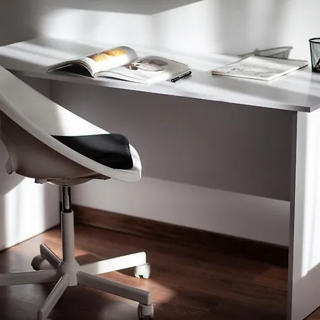 New White F Next To Forest The Gondola Apartment *