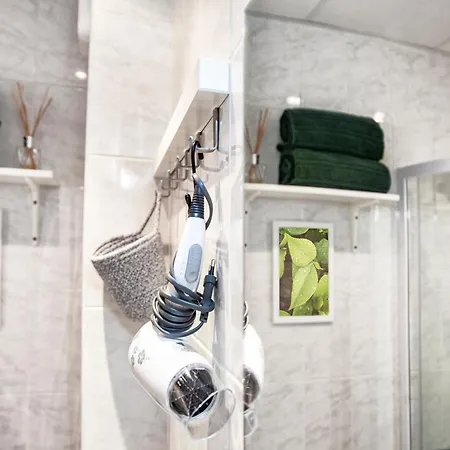 Апартамент New White F Next To Forest The Gondola *